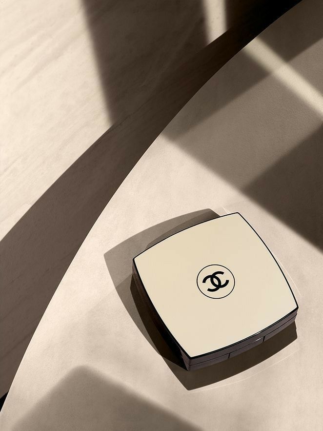 Channel Mirrow Mini Clutch