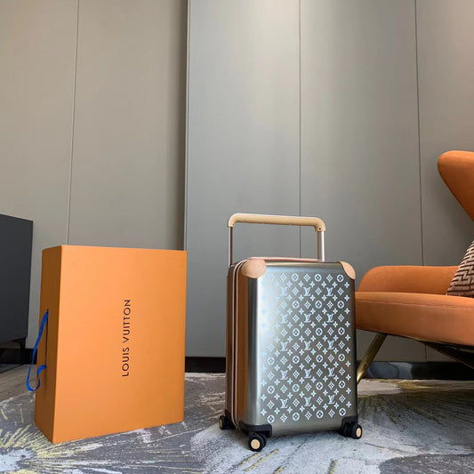 LV Wide Hand Carry- On Lugagge