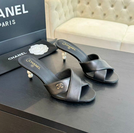 Channel Shoe