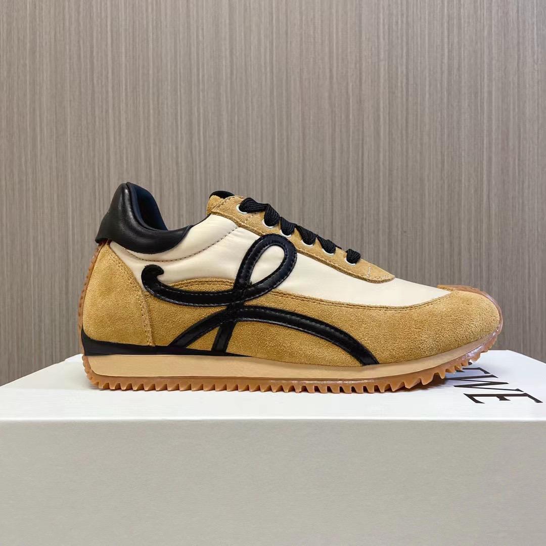 Loewe Sneakers